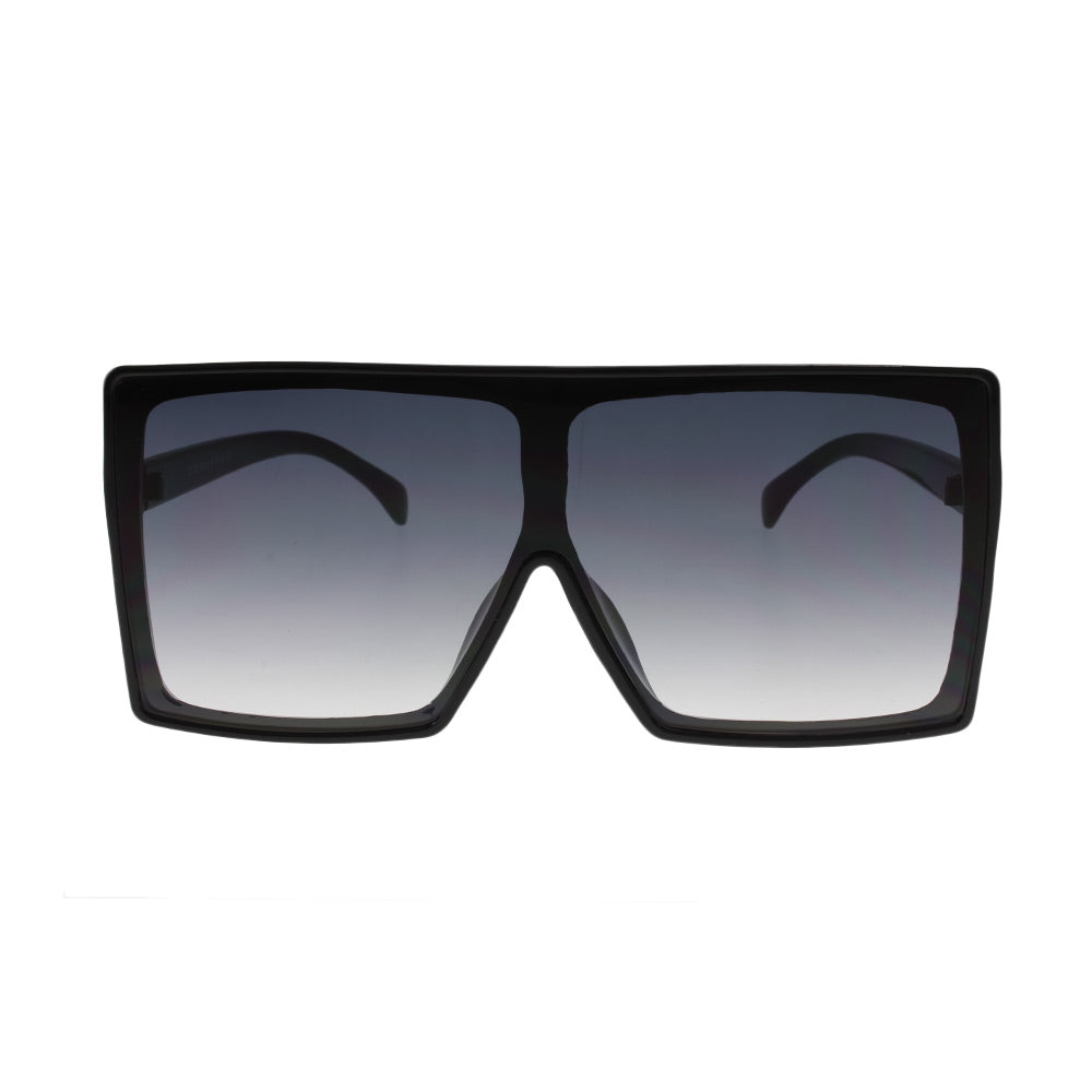 MQ Alva Sunglasses in Black / Smoke